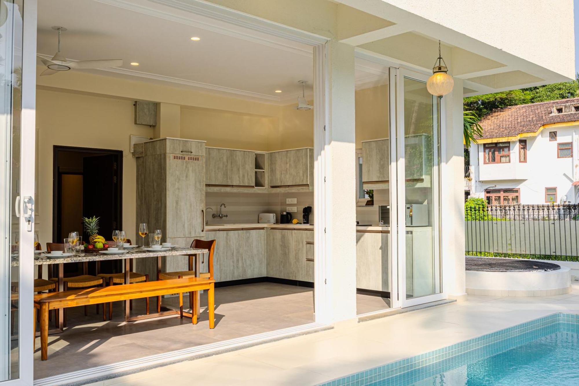Elivaas 4 Bhk Villa Near Beach With Private Pool & Bar - Casa Boa Vida Candolim Eksteriør bilde