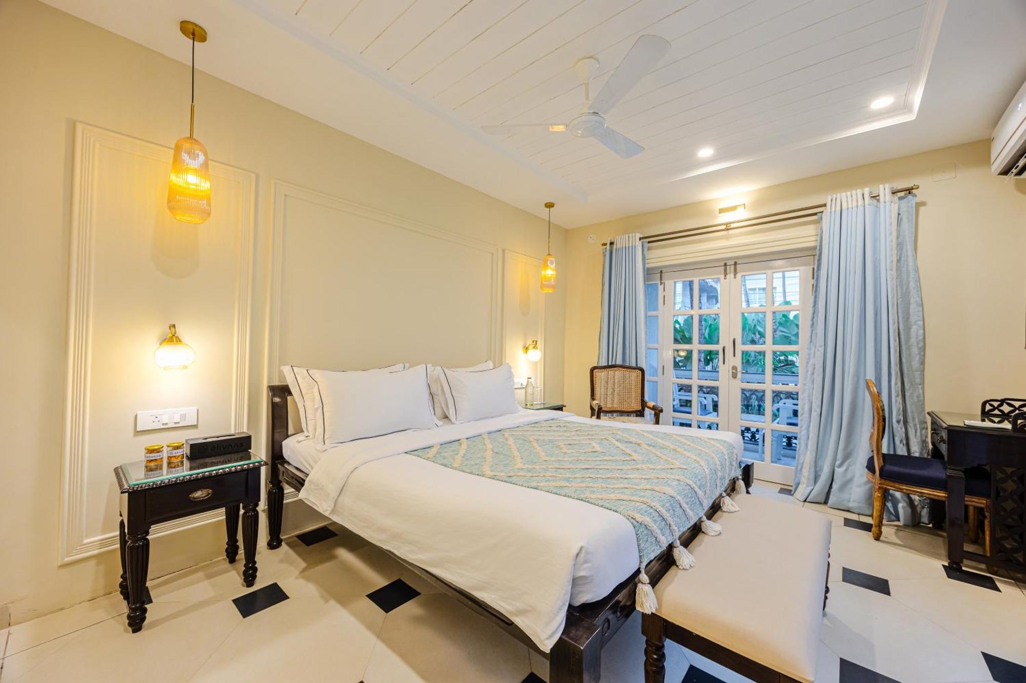 Elivaas 4 Bhk Villa Near Beach With Private Pool & Bar - Casa Boa Vida Candolim Eksteriør bilde