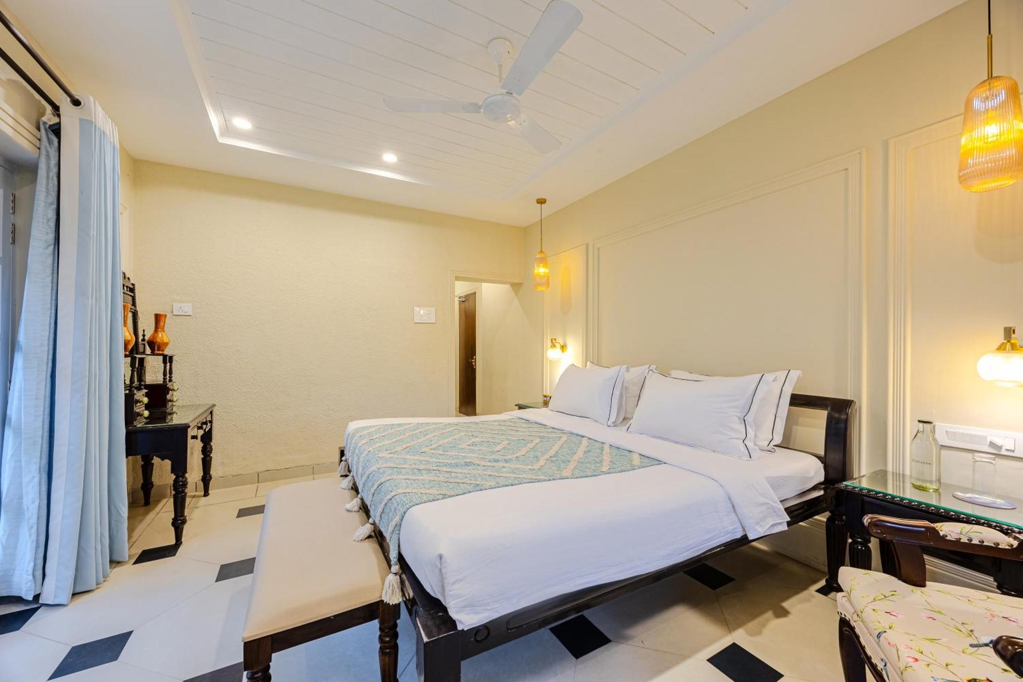 Elivaas 4 Bhk Villa Near Beach With Private Pool & Bar - Casa Boa Vida Candolim Eksteriør bilde