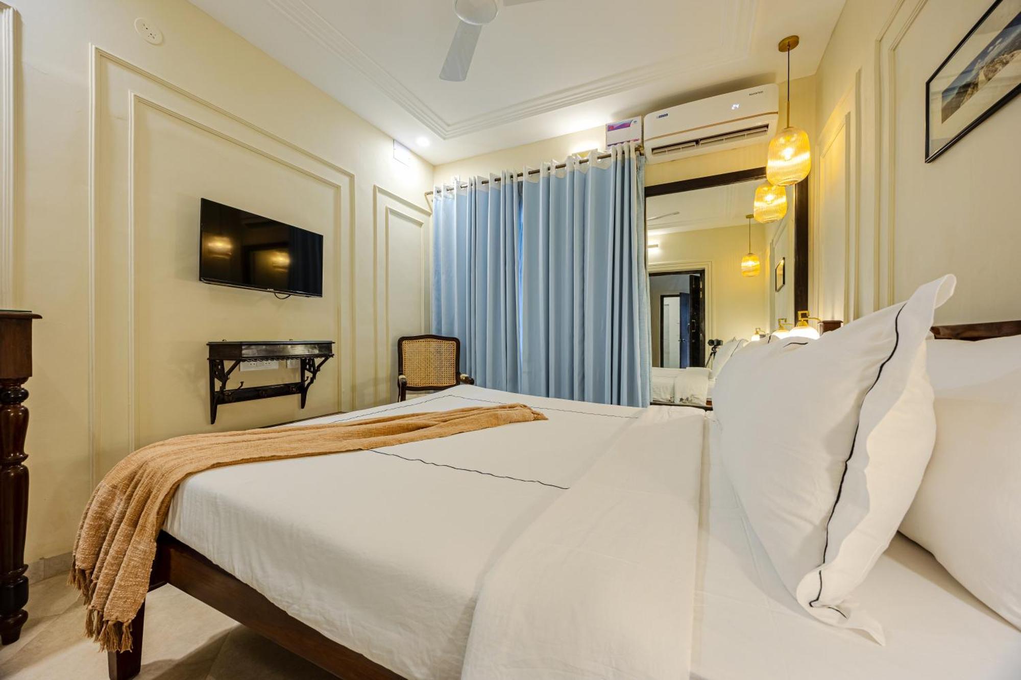 Elivaas 4 Bhk Villa Near Beach With Private Pool & Bar - Casa Boa Vida Candolim Eksteriør bilde