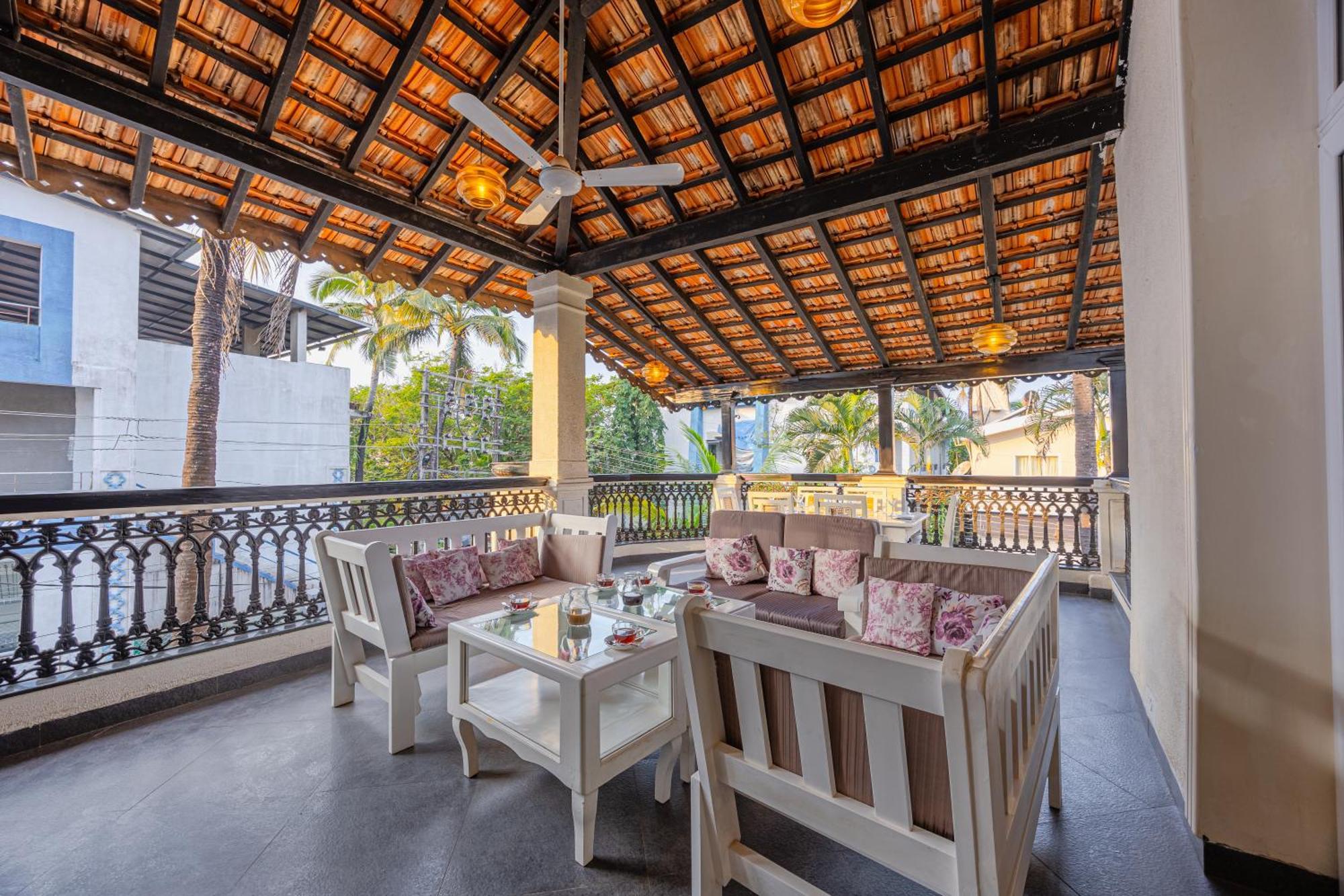 Elivaas 4 Bhk Villa Near Beach With Private Pool & Bar - Casa Boa Vida Candolim Eksteriør bilde