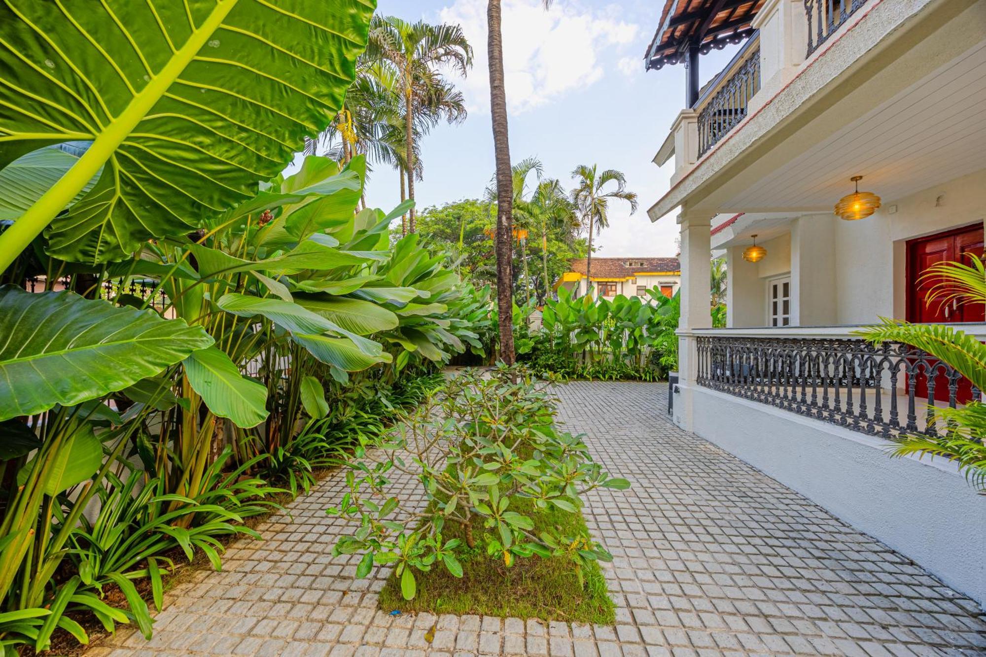 Elivaas 4 Bhk Villa Near Beach With Private Pool & Bar - Casa Boa Vida Candolim Eksteriør bilde